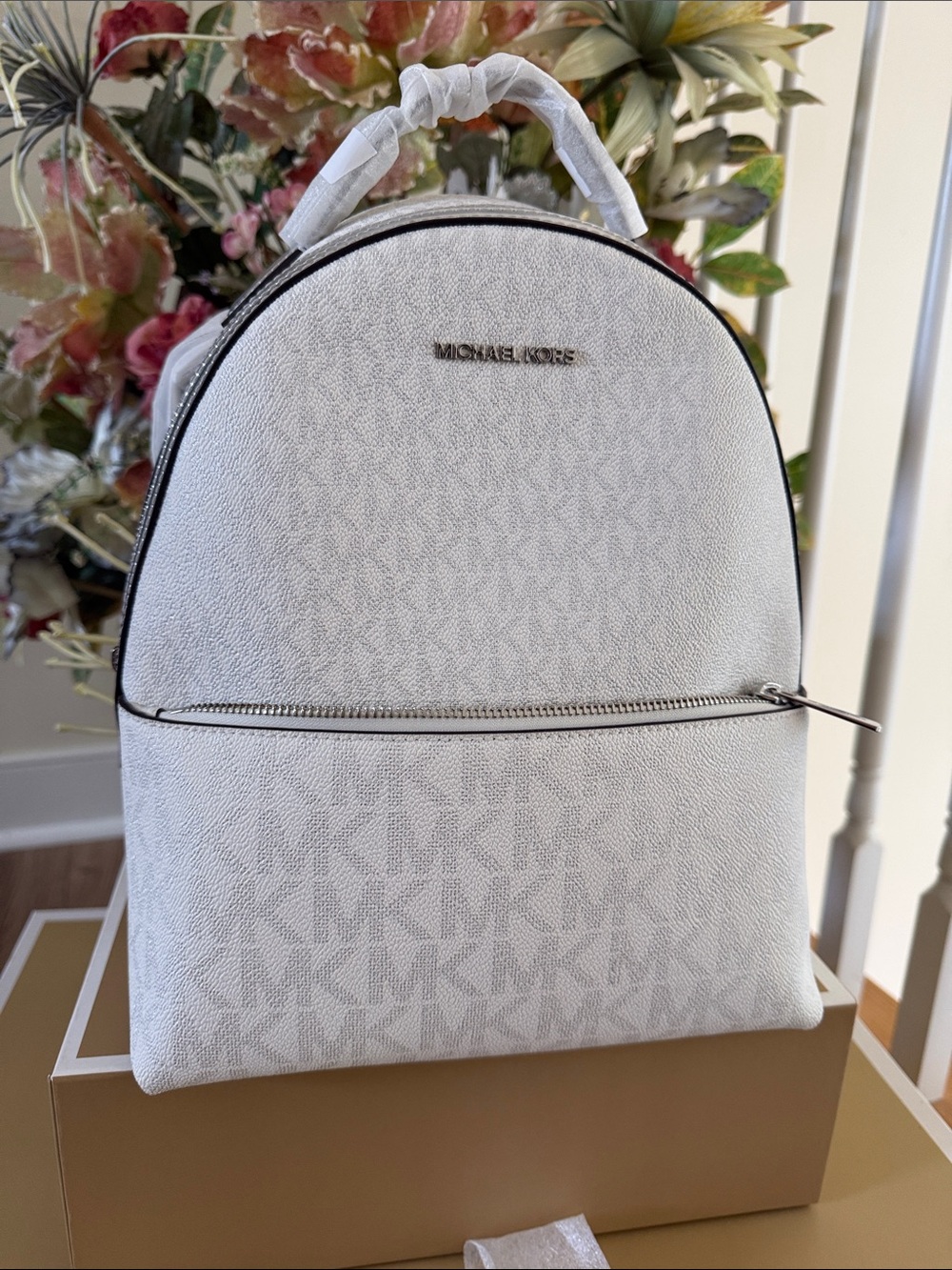 Michael Kors Backpack Sheila Brand New Authentic 10x11